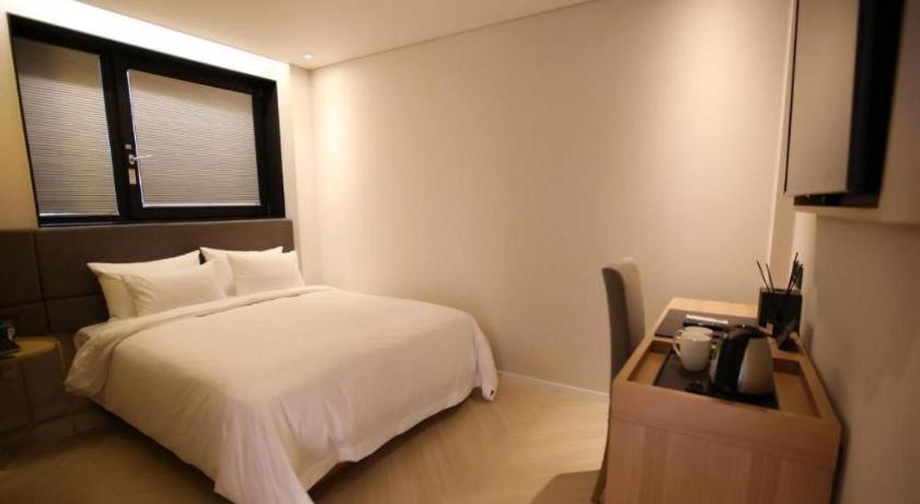 Londoner Hotel Busan Eksteriør bilde